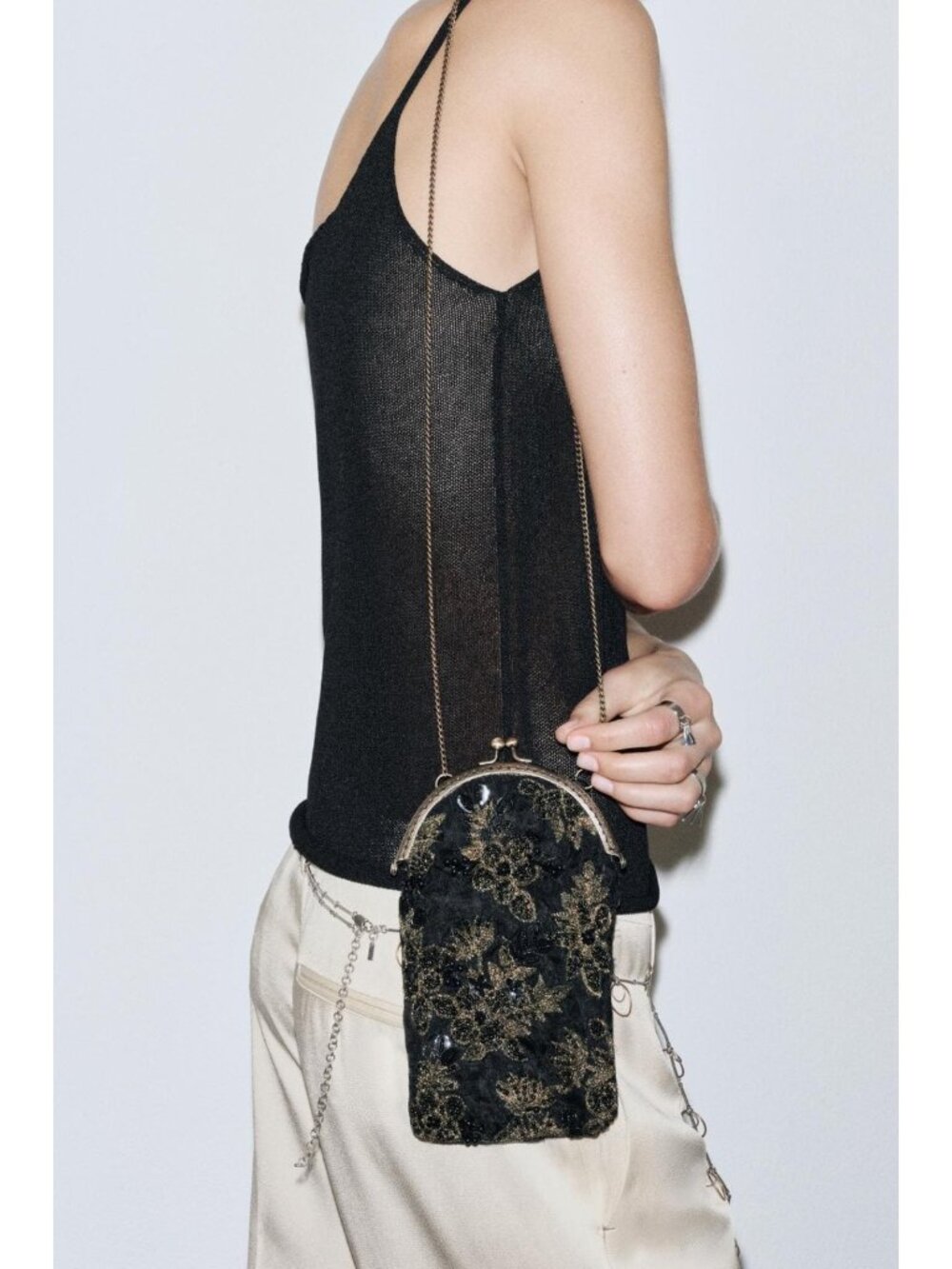 Zara Womens Clutch Bag Purse Black gold Embroidered Floral Beaded 4751/005 NWOT
